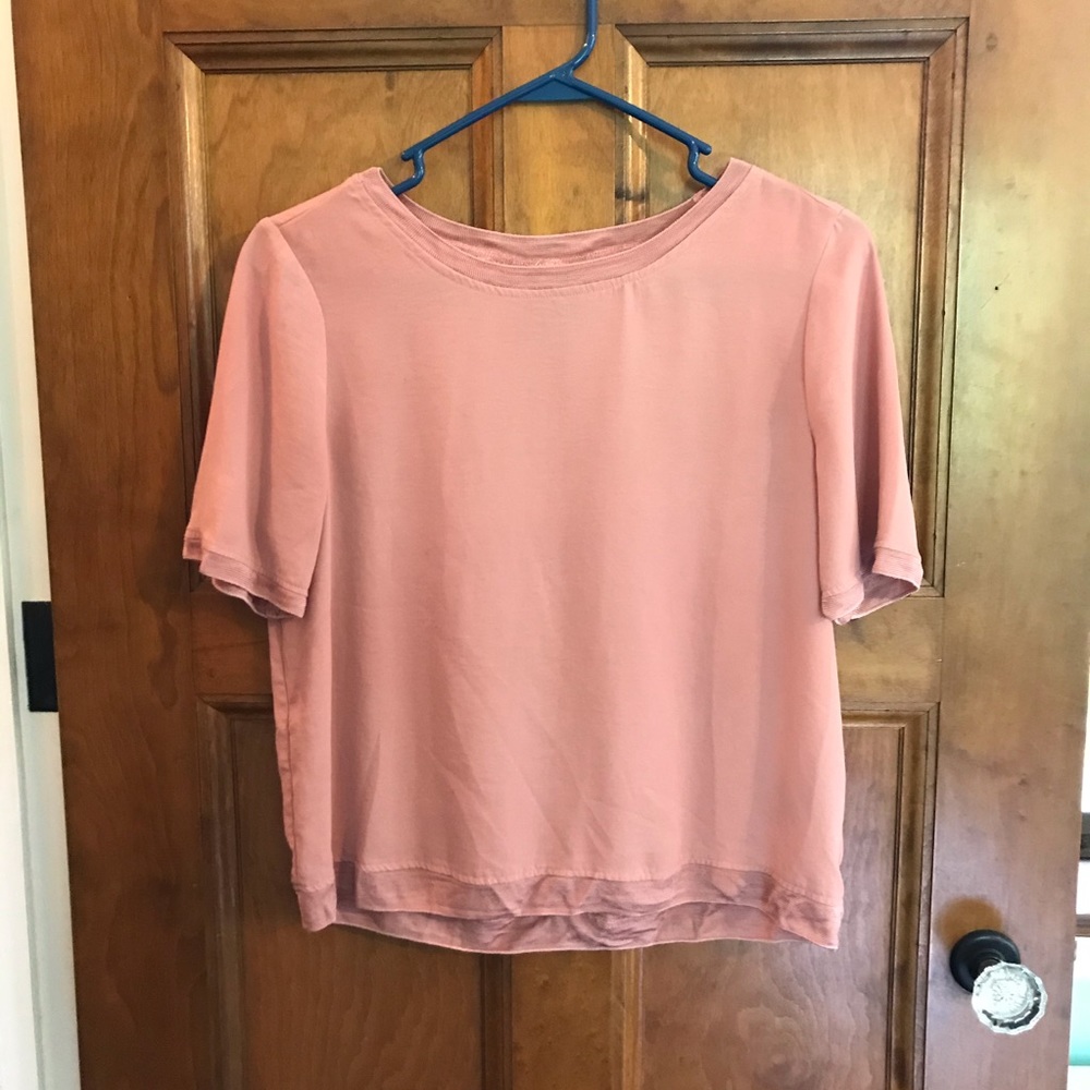 Flowey light pink/ mauve/ rose colored shirt